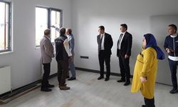 Rektör Çakmak Spor Bilimleri Fakültesinin yeni hizmet binasında incelemelerde bulundu