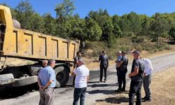 Şaphane'de Değirmendere köyü yolunda bakım ve onarım çalışması