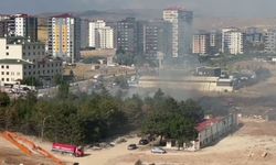 Sivas'ta akaryakıt istasyonu yanında çıkan yangın paniğe neden oldu