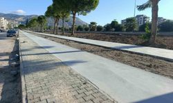 Söke'de Bisiklet ve Yürüyüş Yolu Projesi'nde beton döküm çalışması tamamlandı