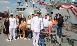 TCG Karataş gemisinde personelin ailesi ağırlandı