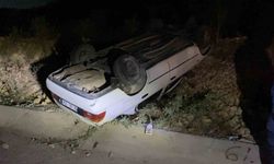 Ters dönen otomobilden sağ çıktı