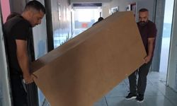 Van'da öğretmenler okulun yükünü birlikte omuzladı