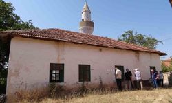 Yozgat'taki asırlık cami onarılmayı bekliyor
