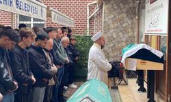 18 yaşındaki genç gözyaşları arasında toprağa verildi