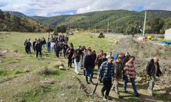 200 öğrenci 850 yıllık sırrı çözmek için savaş alanında ders işledi