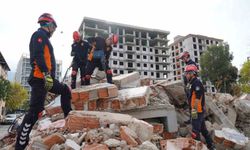 28 saniyelik deprem senaryosu 3 ili harekete geçirdi