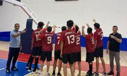 Adıyamanlı çocuklardan voleybol şampiyonasında büyük başarı