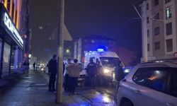 Alkollü şahıs apartman kapısının camını kırdı, ağır yaralandı