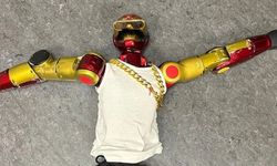Almanya'da genç kızı taciz ettiği iddia edilen robota el koydu