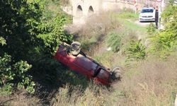 Amasya'da minibüs dereye uçtu: 9 yaralı