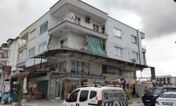Antalya'da evde kedileri ile yaşayan hayvansever kadın hayatını kaybetti
