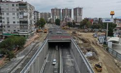 Aydın Yeni Dörtyol Köprülü Kavşağı'nda çalışmalar sürüyor