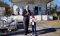 Ayvalık'ta Dünya Hayvanları Koruma Günü can dostlarla kutlandı