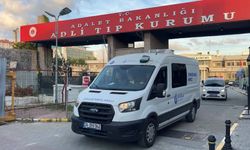 Başakşehir'deki saldırıda hayatını kaybeden kız çocuğunun cenazesi Adli Tıp Kurumu'ndan alındı