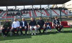 Bulanık Gençlerbirliği şampiyon oldu, play-off biletini aldı