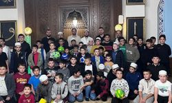 Burhaniyeli çocuklar Kocaatlı Camiinde buluştu