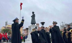 Çanakkale'de Cumhuriyet Bayramı coşkusu çelenk töreniyle başladı