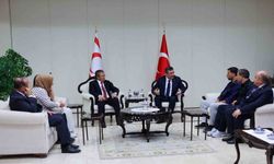 Cumhurbaşkanı Yardımcısı Yılmaz, Filo Jet faciasında kaybolanların yakınlarıyla bir araya geldi