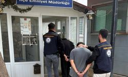 Datça'da kesinleşmiş hapis cezasıyla aranan 2 firari yakalandı