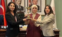 Düzce Valiliği Kadın Masa Tenisi Takımı il birincisi oldu