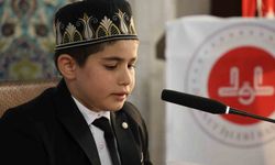 Elazığ'da Kur'an-ı Kerim'i yüzünden güzel okuma bölge finali heyecanı