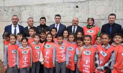 Elbistan'da Cumhuriyet'in 103. yılına özel 103 fidan dikildi