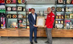 Eskişehir Gençlik ve Spor İl Müdürlüğüne Kızılay'dan bronz madalya
