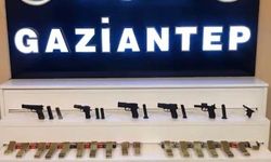 Gaziantep'te 4 adet ruhsatsız silah ile çok sayıda fişek ele geçirildi