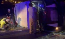 Gaziantep'te tarım işçilerini taşıyan minibüs otomobille çarpıştı: 1 ölü, 7 yaralı