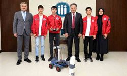 Genç buluşçular Rektör Akpolat ile buluştu