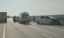 Gönen-Bandırma yolunda trafik kazasında 3 kişi yaralandı