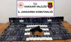 Hakkari'de 142 kaçak cep telefonu ele geçirildi