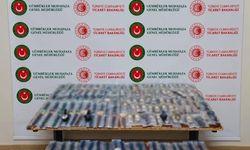 Hakkari'de 1,5 milyon TL'lik kaçak eşya ele geçirildi