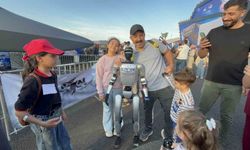 İnsansı robot, TEKNOFEST'in ilgi odağı oldu