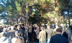 İş makinasıyla çarpışan serviste hayatını kaybeden şoför toprağa verildi