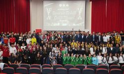 Kastamonu'da 'sporun enleri' ödüllendirildi