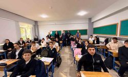 Kaymakam öğrencilerle bir araya geldi