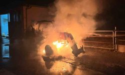Kırklareli'de iş makinesi alev alev yandı