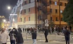 Kosova'da protestocular ile polis karşı karşıya geldi