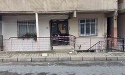 Küçükçekmece'de tahliye edilen bina mühürlendi: Zabıta ekipleri nöbet tutuyor