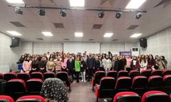 Kütahya'da üniversite öğrencilerine uyuşturucu ve siber suçlarla mücadele eğitimi