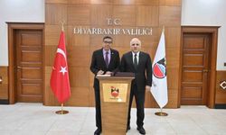 Malezya Ankara Büyükelçisi Shaffieq Vali Murat Zorluoğlu ile bir araya geldi