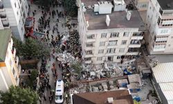 Maltepe'de 7 katlı binanın 3 katında çökme: 2 kişi sağ olarak çıkarıldı