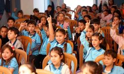 Merkezefendi Kent Tiyatrosundan çocuklara kukla tiyatrosu keyfi
