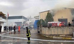 Mersin'de tütün ve makaron fabrikasındaki yangın kontrol altına alındı