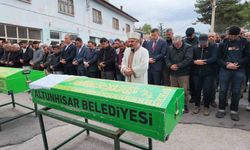 Niğde'de kazada hayatını kaybeden kardeşler toprağa verildi