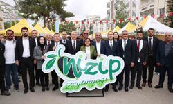 Nizip Zeytin Festivali 100. yıl gururuyla başladı