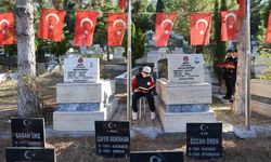 Öğrenciler Şehit Alican Öztürk'ün kabri başında dualarla andı