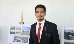 Okuduğu üniversitenin tarihini sergiyle anlattı